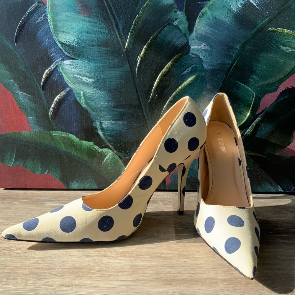 Minnie Mouse Pumps